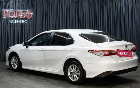 Toyota Camry, 2018 год, 2 698 000 рублей, 7 фотография