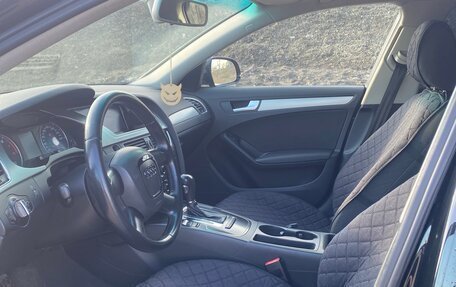 Audi A4, 2011 год, 1 100 000 рублей, 7 фотография