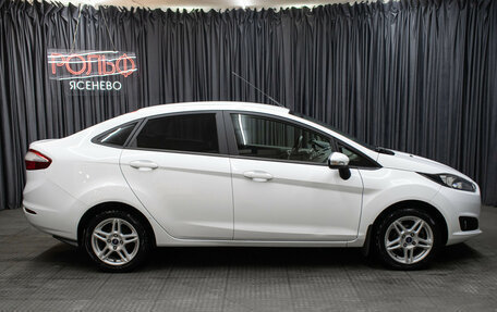 Ford Fiesta, 2016 год, 898 000 рублей, 4 фотография