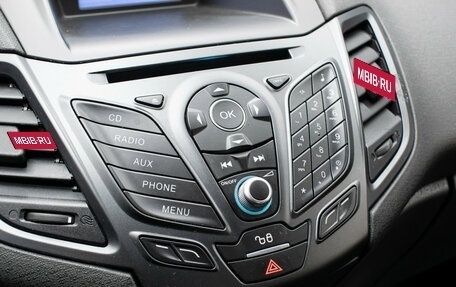 Ford Fiesta, 2016 год, 898 000 рублей, 18 фотография