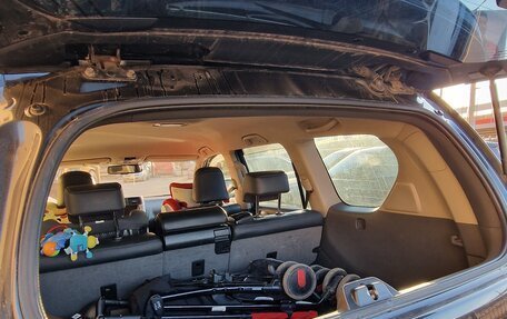 Toyota Land Cruiser Prado 150 рестайлинг 2, 2010 год, 2 600 000 рублей, 16 фотография