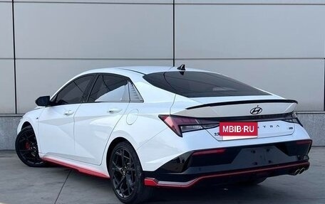 Hyundai Elantra, 2023 год, 1 840 000 рублей, 4 фотография