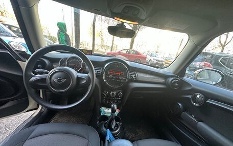 MINI Hatch, 2016 год, 1 595 000 рублей, 9 фотография