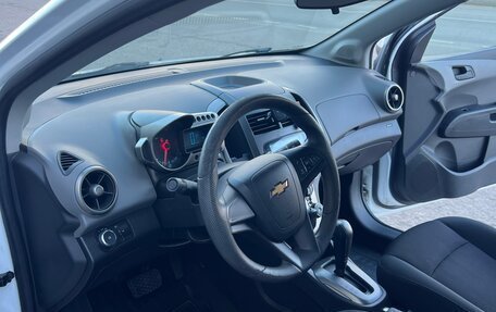 Chevrolet Aveo III, 2012 год, 700 000 рублей, 3 фотография