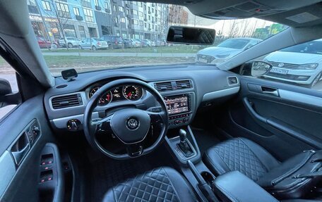 Volkswagen Jetta VI, 2017 год, 1 650 000 рублей, 12 фотография