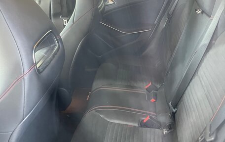 Mercedes-Benz GLA, 2018 год, 3 050 000 рублей, 5 фотография