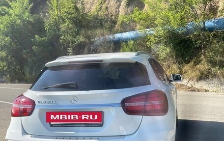 Mercedes-Benz GLA, 2018 год, 3 050 000 рублей, 8 фотография