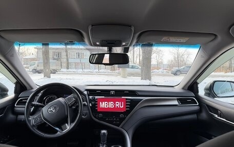 Toyota Camry, 2018 год, 2 149 000 рублей, 11 фотография