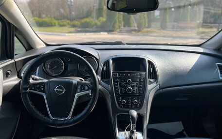 Opel Astra J, 2013 год, 900 000 рублей, 9 фотография