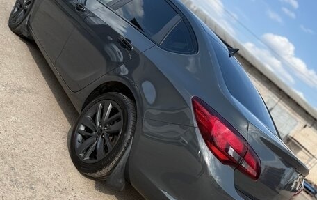 Opel Astra J, 2013 год, 900 000 рублей, 4 фотография