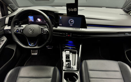 Volkswagen Golf R, 2023 год, 6 700 000 рублей, 11 фотография