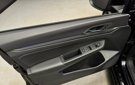 Volkswagen Golf R, 2023 год, 6 700 000 рублей, 15 фотография