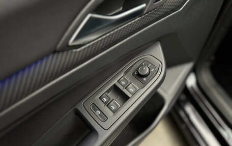 Volkswagen Golf R, 2023 год, 6 700 000 рублей, 16 фотография