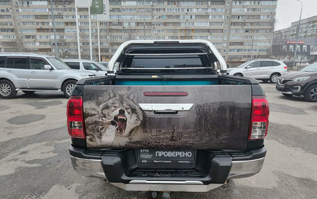 Toyota Hilux VIII, 2018 год, 3 335 000 рублей, 6 фотография