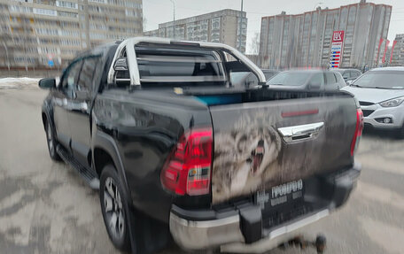 Toyota Hilux VIII, 2018 год, 3 335 000 рублей, 7 фотография