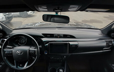 Toyota Hilux VIII, 2018 год, 3 335 000 рублей, 14 фотография