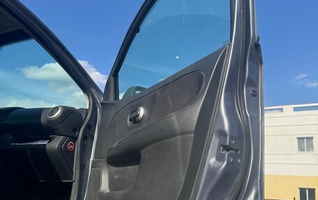 Nissan Note II рестайлинг, 2010 год, 600 000 рублей, 23 фотография