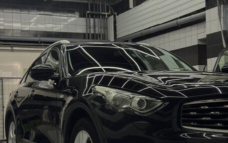 Infiniti FX II, 2011 год, 2 100 000 рублей, 1 фотография