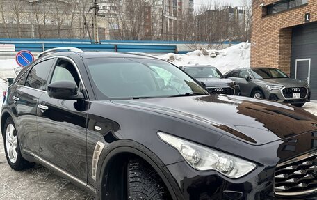 Infiniti FX II, 2011 год, 2 100 000 рублей, 15 фотография