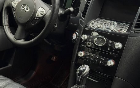 Infiniti FX II, 2011 год, 2 100 000 рублей, 4 фотография