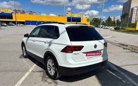 Volkswagen Tiguan II, 2020 год, 2 437 000 рублей, 3 фотография