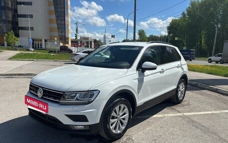 Volkswagen Tiguan II, 2020 год, 2 437 000 рублей, 4 фотография