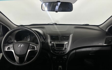 Hyundai Solaris II рестайлинг, 2016 год, 900 000 рублей, 8 фотография