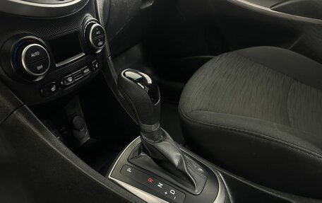 Hyundai Solaris II рестайлинг, 2016 год, 900 000 рублей, 13 фотография