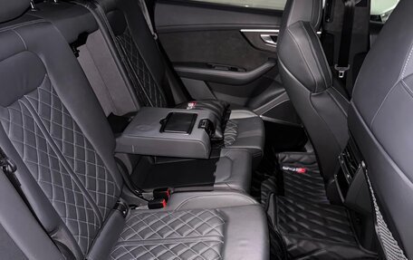 Audi SQ8, 2020 год, 10 990 000 рублей, 9 фотография