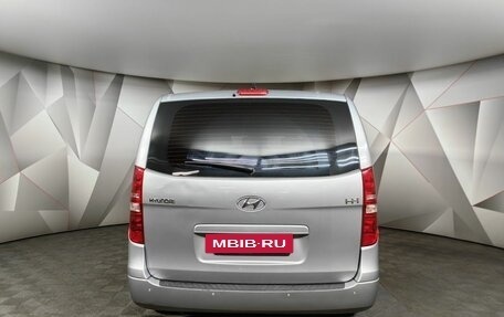 Hyundai H-1 II рестайлинг, 2019 год, 2 595 000 рублей, 8 фотография