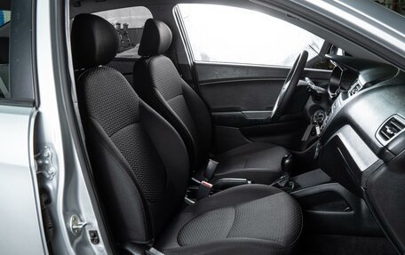 KIA Rio III рестайлинг, 2015 год, 1 090 000 рублей, 8 фотография