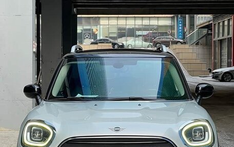 MINI Countryman II (F60), 2021 год, 2 250 000 рублей, 2 фотография