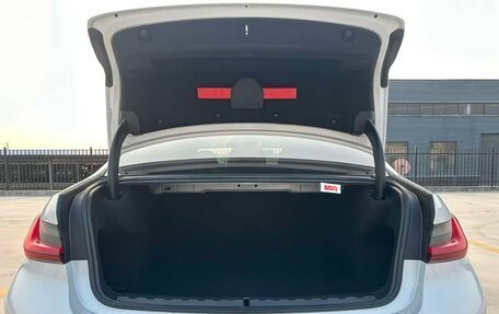 BMW 3 серия, 2024 год, 3 950 000 рублей, 11 фотография