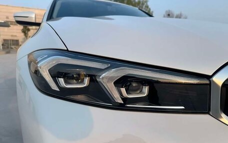 BMW 3 серия, 2024 год, 3 950 000 рублей, 15 фотография