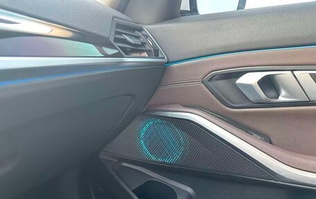 BMW 3 серия, 2024 год, 3 950 000 рублей, 13 фотография