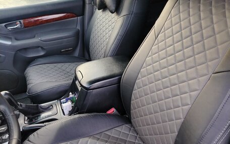 Toyota Land Cruiser Prado 120 рестайлинг, 2006 год, 1 625 000 рублей, 12 фотография