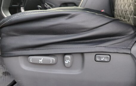 Toyota Land Cruiser Prado 120 рестайлинг, 2006 год, 1 625 000 рублей, 11 фотография