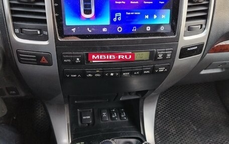 Toyota Land Cruiser Prado 120 рестайлинг, 2006 год, 1 625 000 рублей, 18 фотография