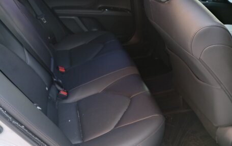 Toyota Camry, 2019 год, 3 250 000 рублей, 6 фотография