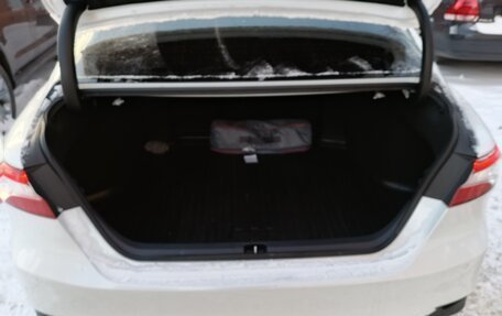 Toyota Camry, 2019 год, 3 250 000 рублей, 5 фотография