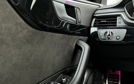 Audi A4, 2017 год, 1 920 000 рублей, 19 фотография