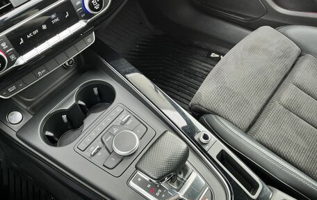 Audi A4, 2017 год, 1 920 000 рублей, 27 фотография