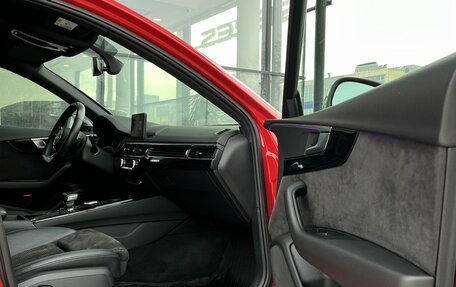 Audi A4, 2017 год, 1 920 000 рублей, 30 фотография