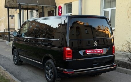 Volkswagen Caravelle T6 рестайлинг, 2018 год, 3 380 000 рублей, 6 фотография