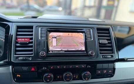 Volkswagen Caravelle T6 рестайлинг, 2018 год, 3 380 000 рублей, 23 фотография