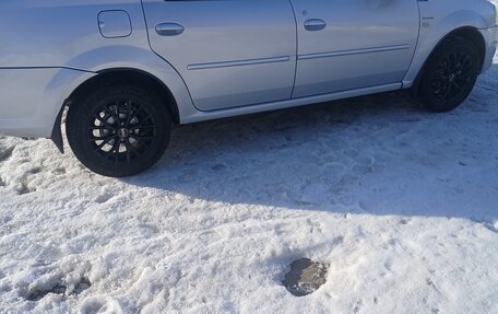 Renault Logan I, 2011 год, 620 000 рублей, 3 фотография