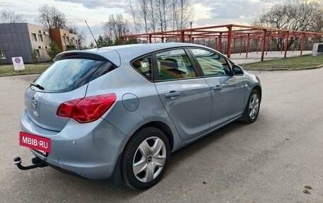 Opel Astra J, 2011 год, 759 000 рублей, 6 фотография