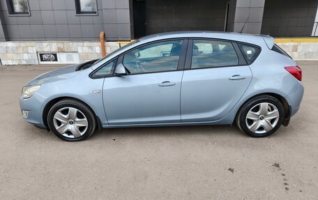 Opel Astra J, 2011 год, 759 000 рублей, 11 фотография