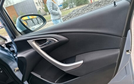 Opel Astra J, 2011 год, 759 000 рублей, 16 фотография