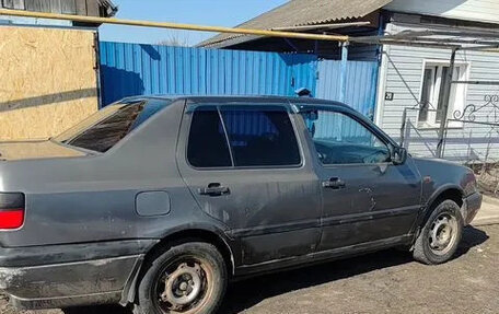 Volkswagen Vento, 1992 год, 180 000 рублей, 5 фотография